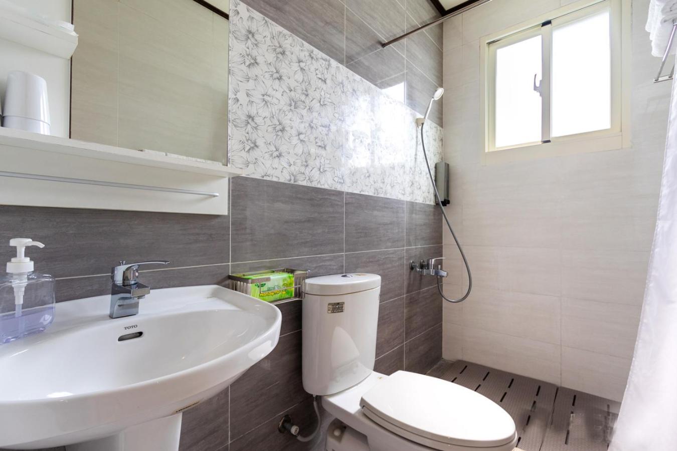 Sommer 19 B&B Luodong Exterior photo