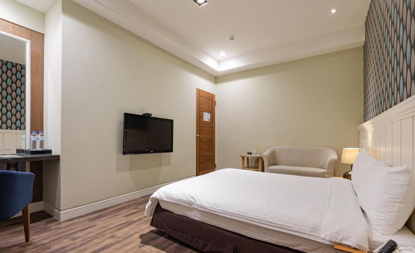 Sommer 19 B&B Luodong Exterior photo